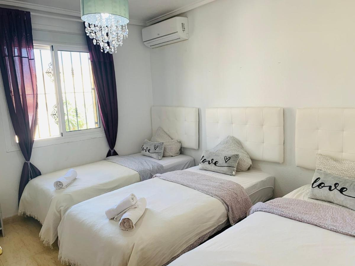 Puerto Marino Villas Yanina Luxe Gran Alacant מראה חיצוני תמונה